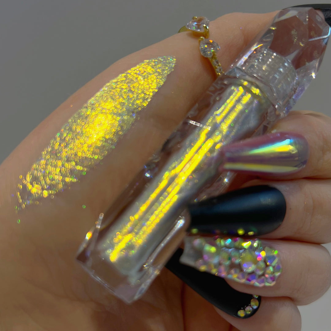 Holographic Liquid Eyeshadow